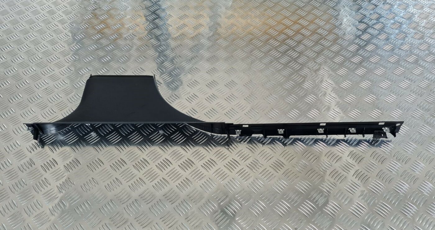 Sliekšņa priekšēja kreisa uzlika (salonā) priekš MERCEDES BENZ ML320 2006 SILVER