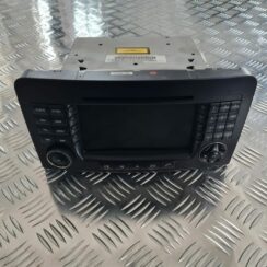 CD/DVD/Navigācijas bloks priekš MERCEDES BENZ ML320 2006 SILVER