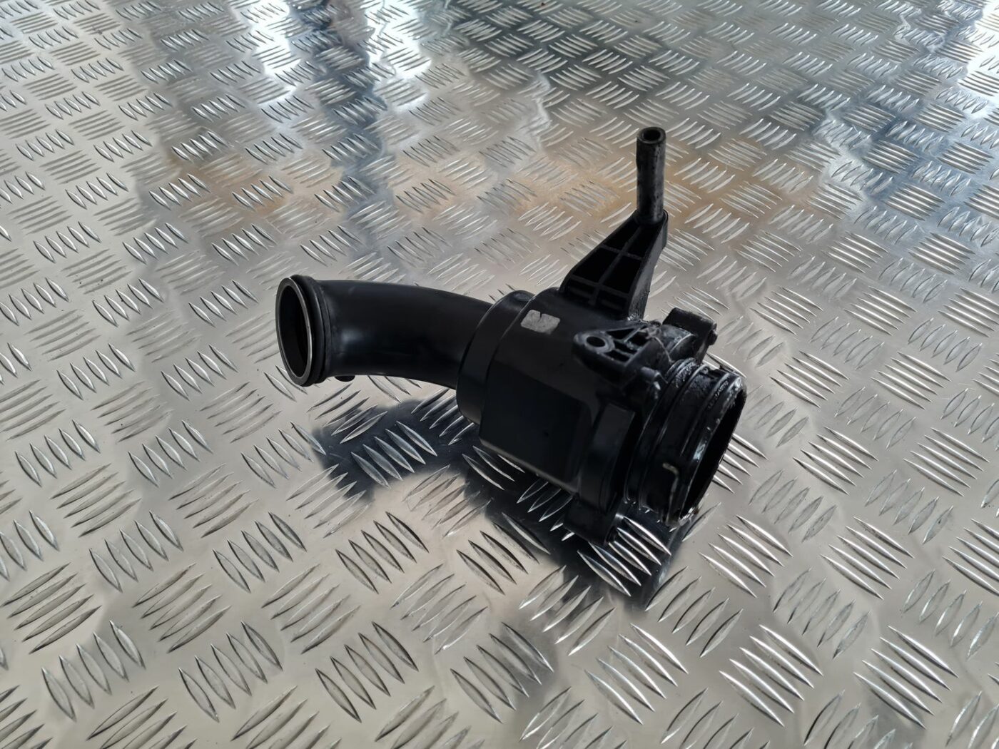 Interkulera caurule priekš MERCEDES BENZ ML320 2006 SILVER