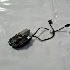 Lūka motors priekš MERCEDES BENZ ML320 2006 SILVER