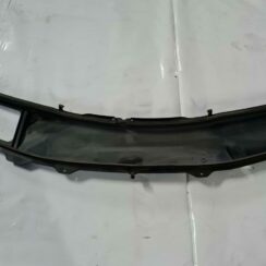 Vējstikla uzlika (deflektors) priekš MERCEDES BENZ ML320 2006 SILVER