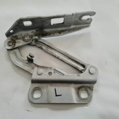 Pārsega eņģe, pa kreisi priekš MERCEDES BENZ ML320 2006 SILVER