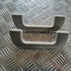 Salona rokturis griestos priekš TOYOTA COROLLA VERSO 2003