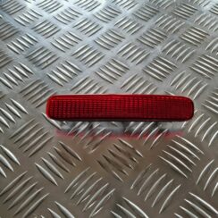 Aizmugurējais atstarotājs priekš TOYOTA COROLLA VERSO 2003