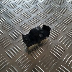 Stikla pacelšanas poga priekš TOYOTA COROLLA VERSO 2003