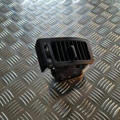 Mērinstrumentu paneļa gaisa vads, pa labi priekš TOYOTA COROLLA VERSO 2003