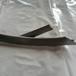 Priekšējas salona statnes apdare priekš TOYOTA COROLLA VERSO 2003