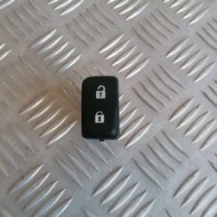 Atvēršanas/aizvēršanas poga priekš VOLVO C30 2008 SILVER