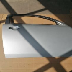 Priekšējās labās durvis priekš VOLVO C30 2008 SILVER