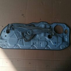 Stikla pacelšanas mehānisma panele priekš VOLVO C30 2008 SILVER