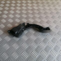 Gāzes pedālis priekš VOLVO C30 2008 SILVER