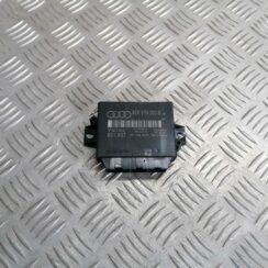 Parkošanās devēju vadības bloks priekš AUDI A4 2008 AVANT