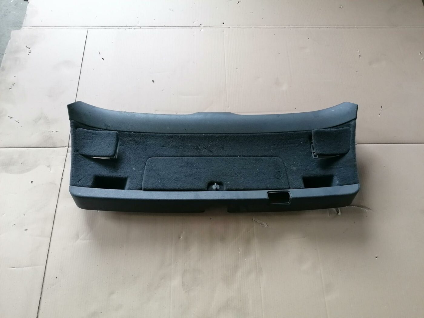 Bagāžnieka vāka liela apdare priekš AUDI A4 2008 AVANT