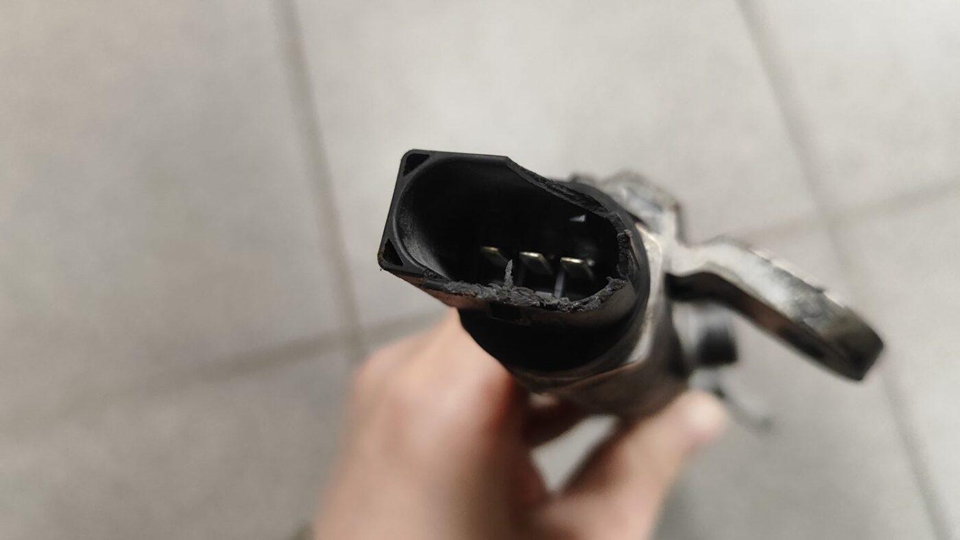 Degvielas sadales caurule priekš MERCEDES BENZ ML320 2006 SILVER