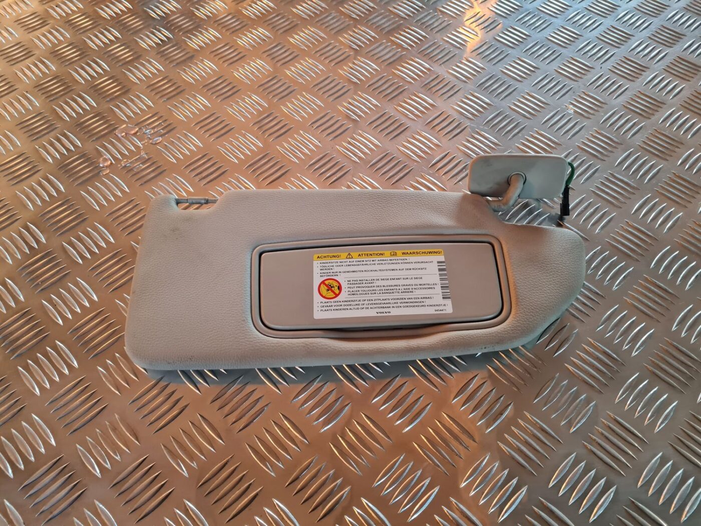 Saules aizsargs priekš VOLVO V70 2002 ASHGOLD