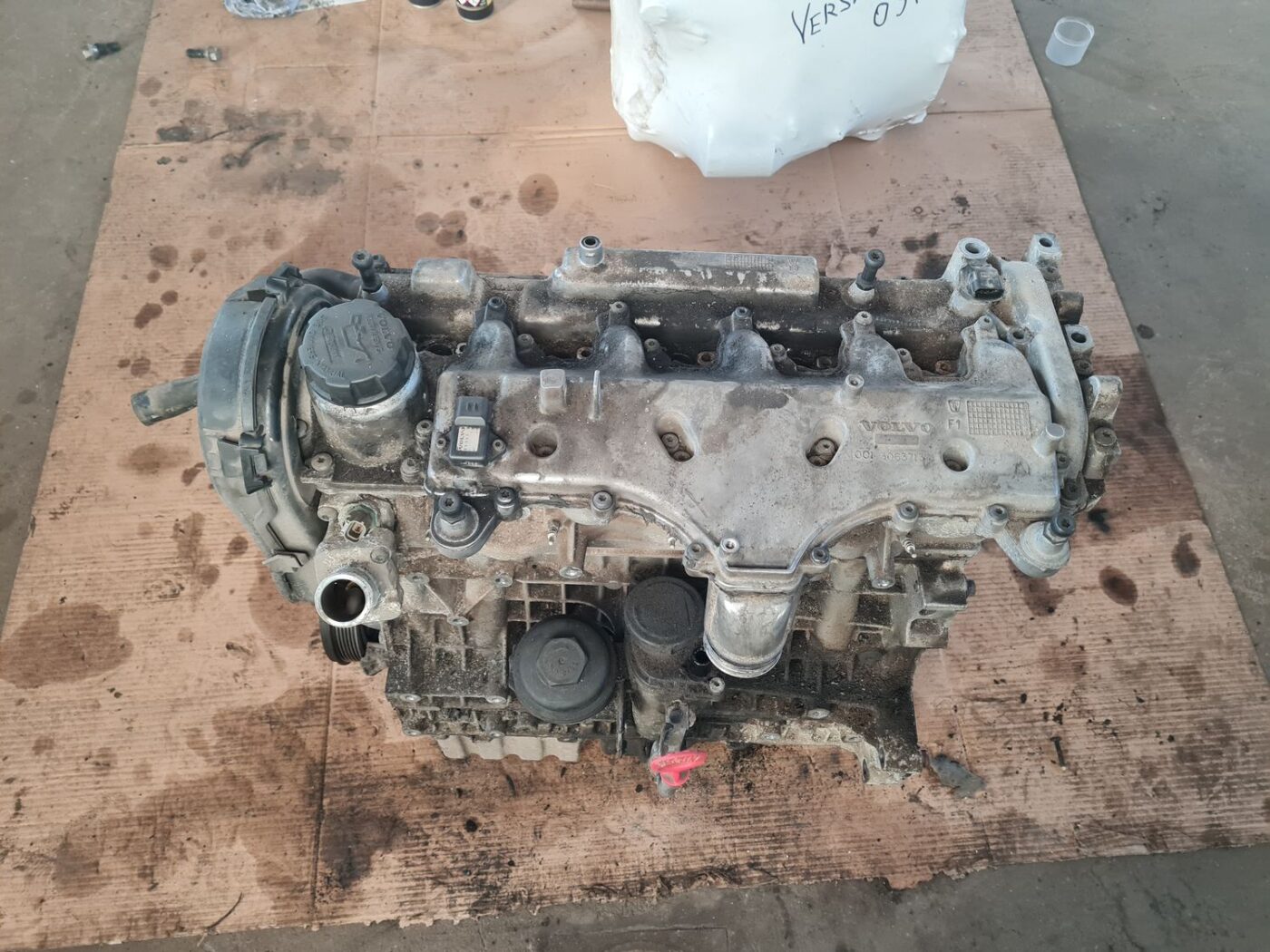 Dzinējs priekš VOLVO V70 2002 ASHGOLD 7 Dzinējs priekš VOLVO V70 2002 ASHGOLD