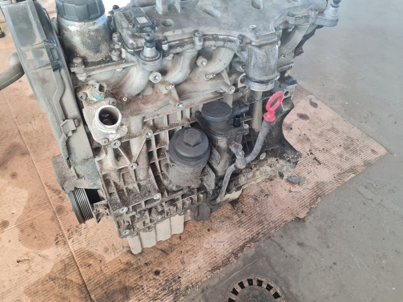 Dzinējs priekš VOLVO V70 2002 ASHGOLD 6 Dzinējs priekš VOLVO V70 2002 ASHGOLD