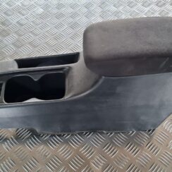 Centrālās konsoles apdares lielākā daļa priekš MITSUBISHI LANCER 2006