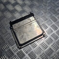 Dzinēja vadības bloks priekš VOLVO V70 2003 SILVER