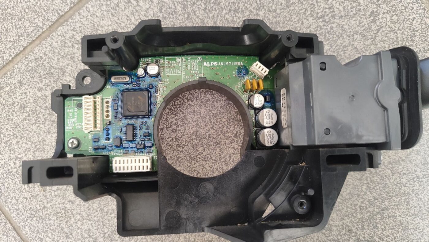 Stikla tīrītāja slēdzis priekš VOLVO XC70 2004