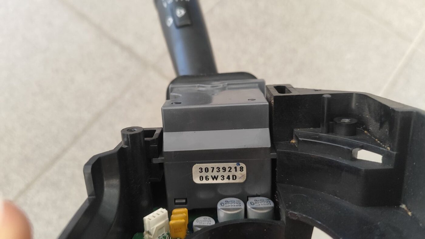 Stikla tīrītāja slēdzis priekš VOLVO XC70 2004