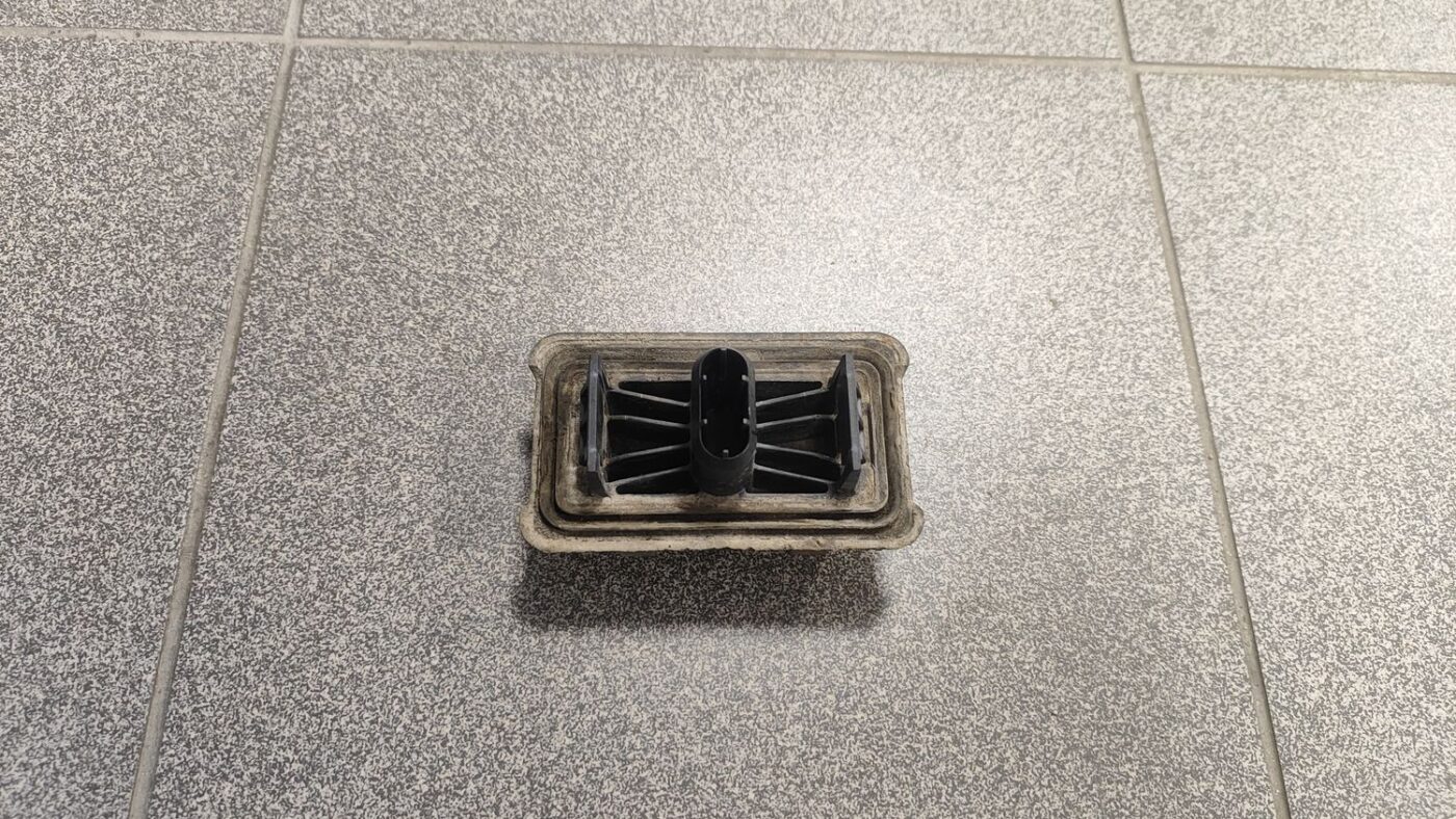 Domkrata pamatne priekš BMW 525D E61 2007 TOURING BLACK