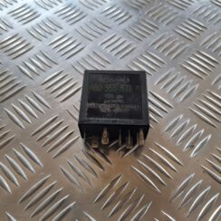 Vējstikla tīrīšanas mehānisma releja priekš VW PASSAT 2004 UNIVERSAL GREY