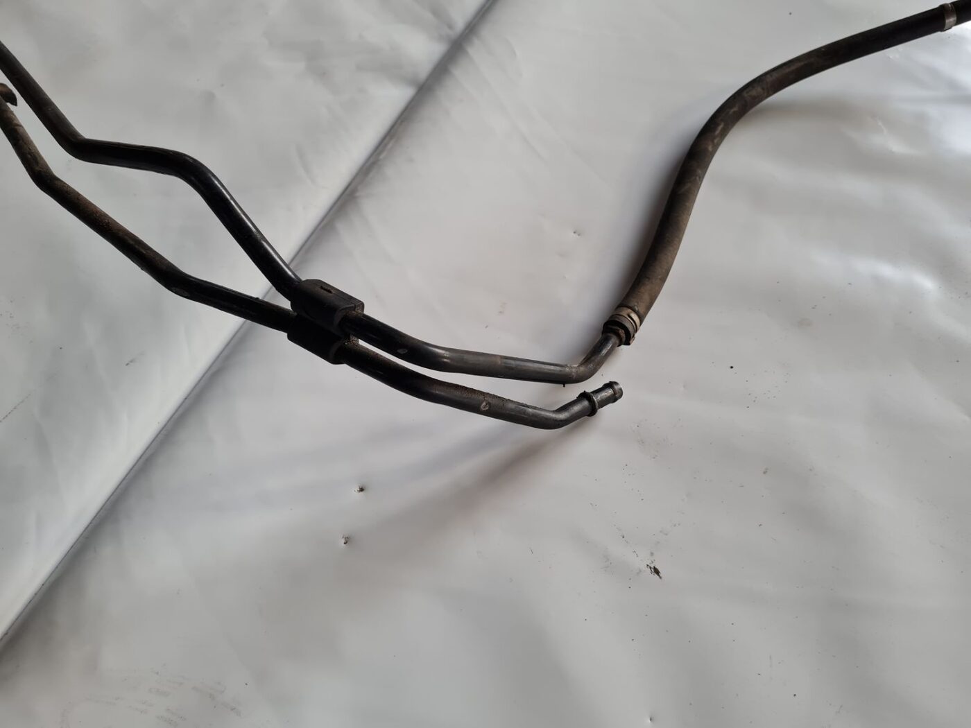 Hidrauliska pastiprinātāja caurule priekš VW PASSAT 2004 UNIVERSAL GREY 3 Hidrauliska pastiprinātāja caurule priekš VW PASSAT 2004 UNIVERSAL GREY