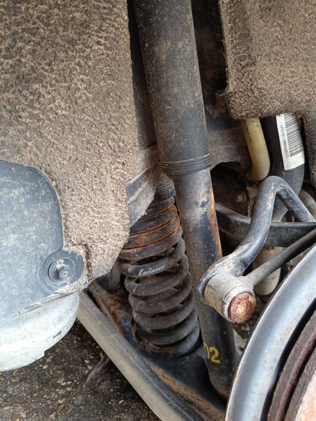 Aizmugurējais amortizators priekš MERCEDES BENZ CLS 320 2005