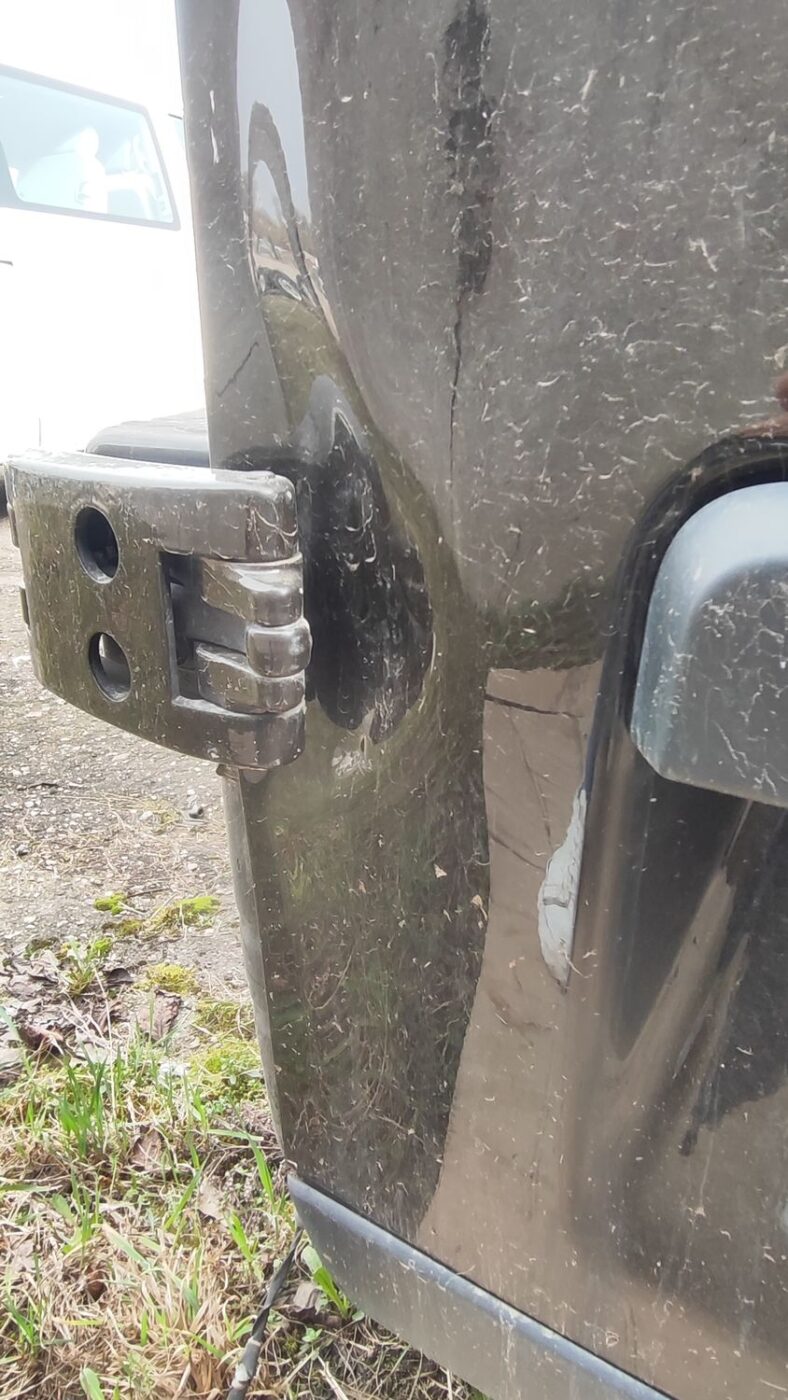 Aizmugurējās veramās durvis priekš VW CRAFTER 2018