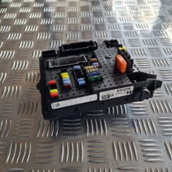 Drošinātāju bloks priekš VOLVO S60 2008