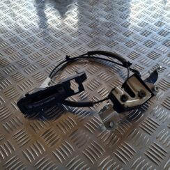 Aizmugurējā sēdekļa slēdzene priekš VOLVO S60 2008