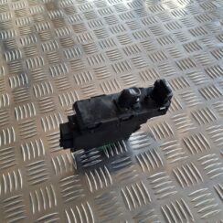 Stikla pacelšanas poga priekš VOLVO S60 2008