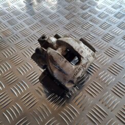 Aizmugurējais labais suports priekš VOLVO S60 2008