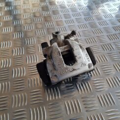 Aizmugurējais kreisais suports priekš VOLVO S60 2008