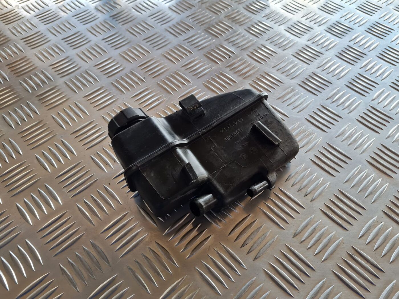 Stūres pastiprinātāja tvertne priekš VOLVO S60 2008
