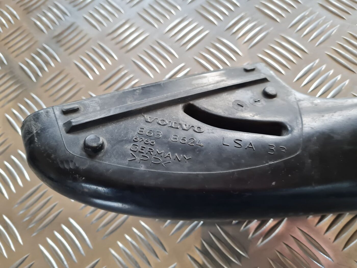 Gaisa filtra korpusa caurule priekš VOLVO S60 2008