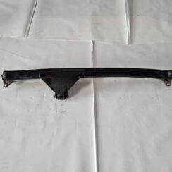 Priekšējo statņu stiprinājums priekš VOLVO S60 2008