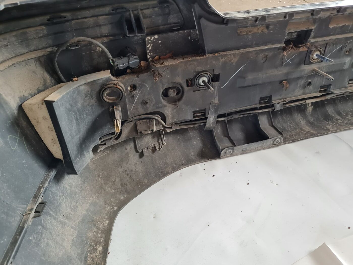 Aizmugures buferis priekš VOLVO S60 2008