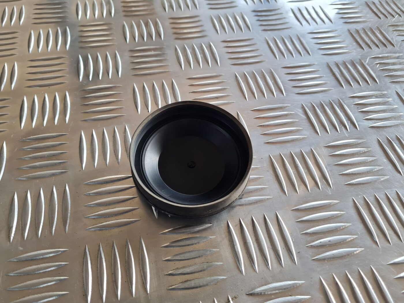 Priekšēja luktura vāks priekš VOLVO S60 2008 2 Priekšēja luktura vāks priekš VOLVO S60 2008