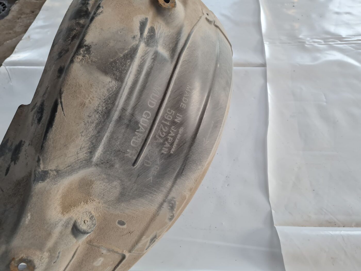 Aizmugurējais kreisais paspārns priekš SUBARU LEGACY 2010