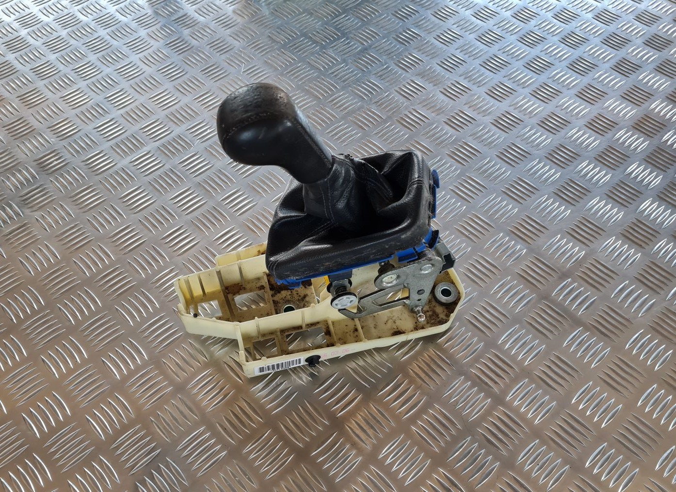 Ātrumu pārslēgšanas slēdzis priekš VOLVO V70 2006