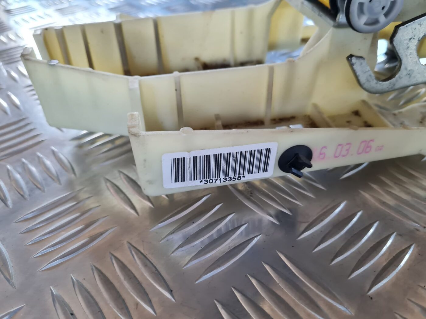 Ātrumu pārslēgšanas slēdzis priekš VOLVO V70 2006