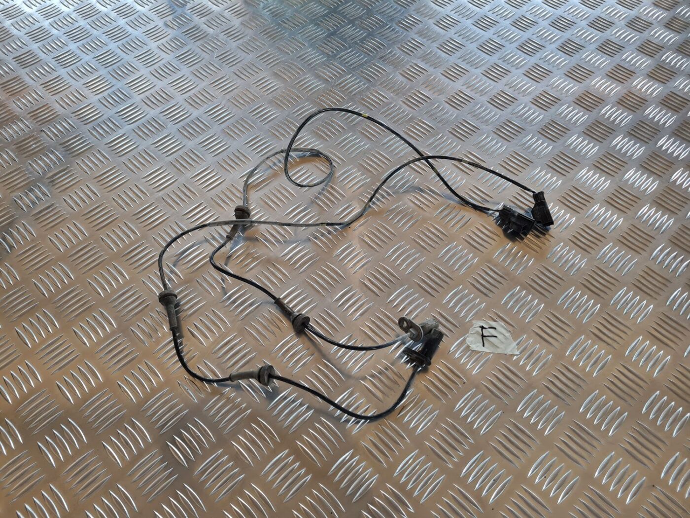 ABS devējs priekš VOLVO V70 2006