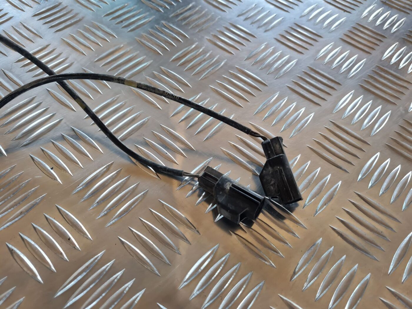 ABS devējs priekš VOLVO V70 2006