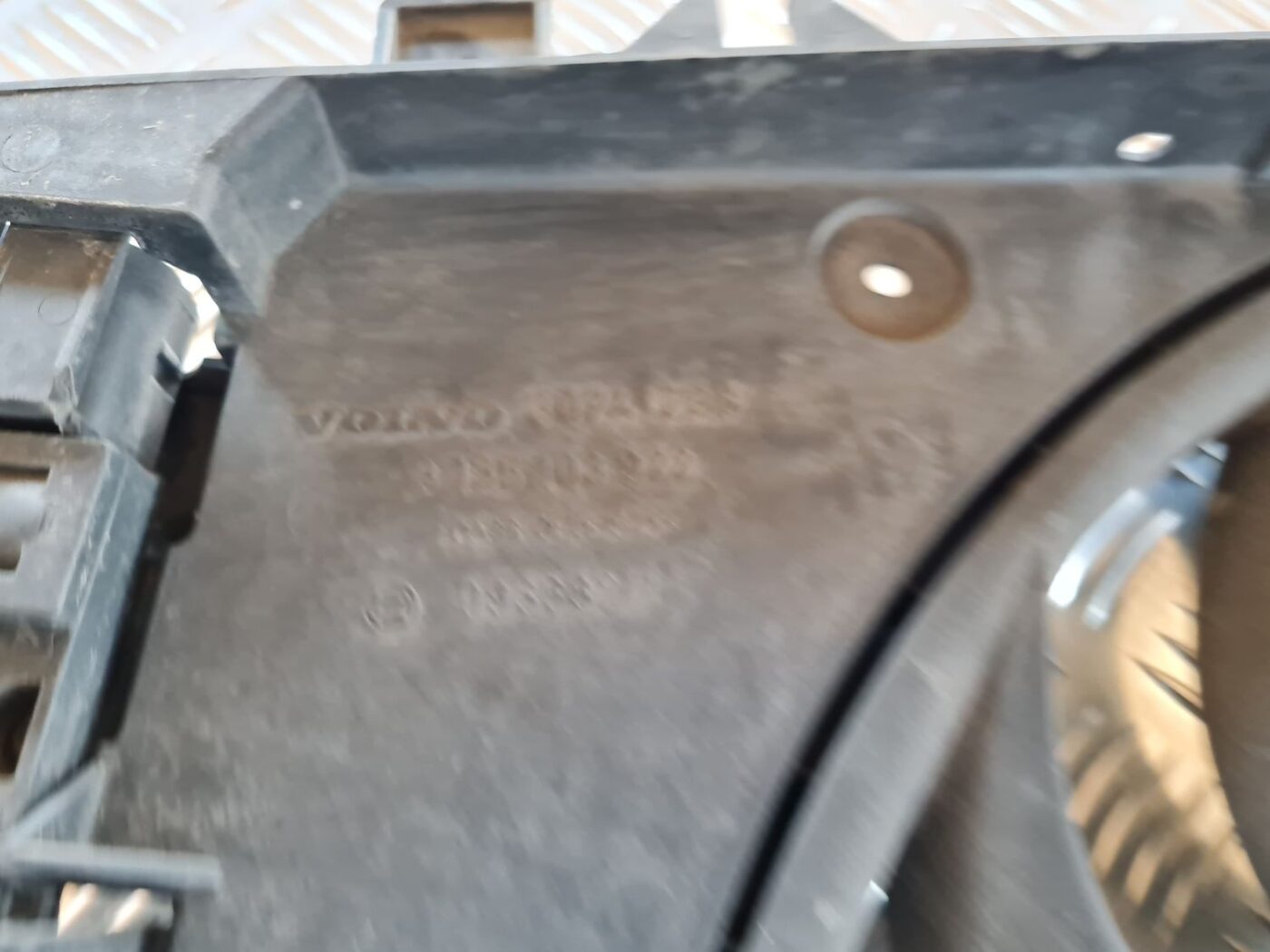 Dzesēšanas radiatora ventilators priekš VOLVO V70 2006