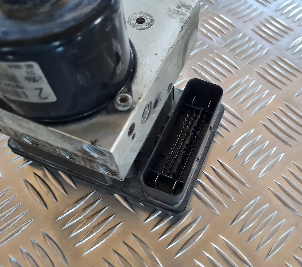 ABS bloks priekš VOLVO V70 2006