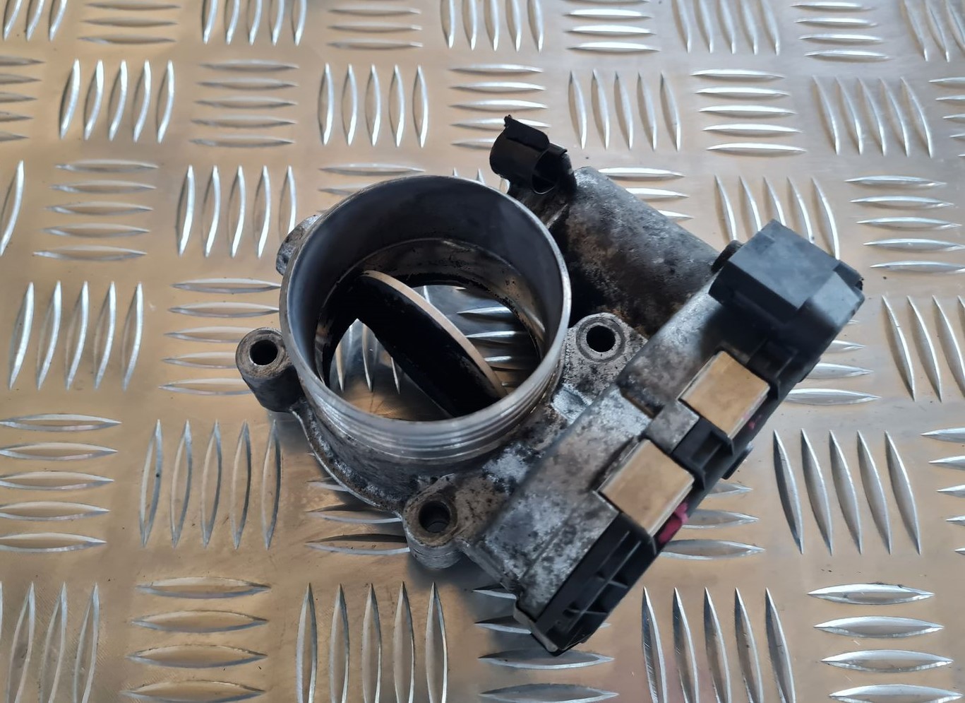 Droseļvārsts priekš VOLVO V70 2006