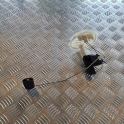 Degvielas tvertnes sūkņa līmeņa devējs priekš VOLVO V70 2006