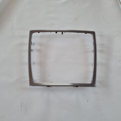 Mērinstrumentu paneļa dekoratīvais rāmis priekš VOLVO V70 2006